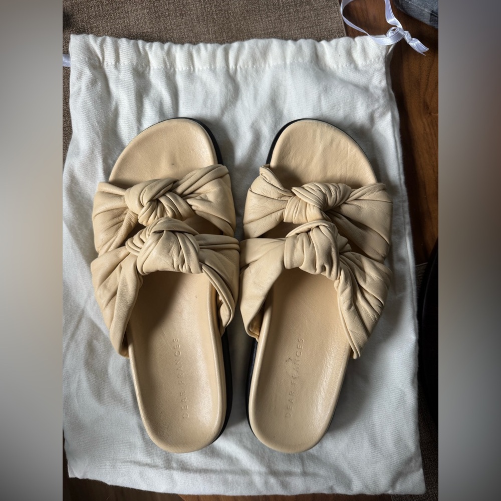 Dear Frances Beige Knotted Tye Slide